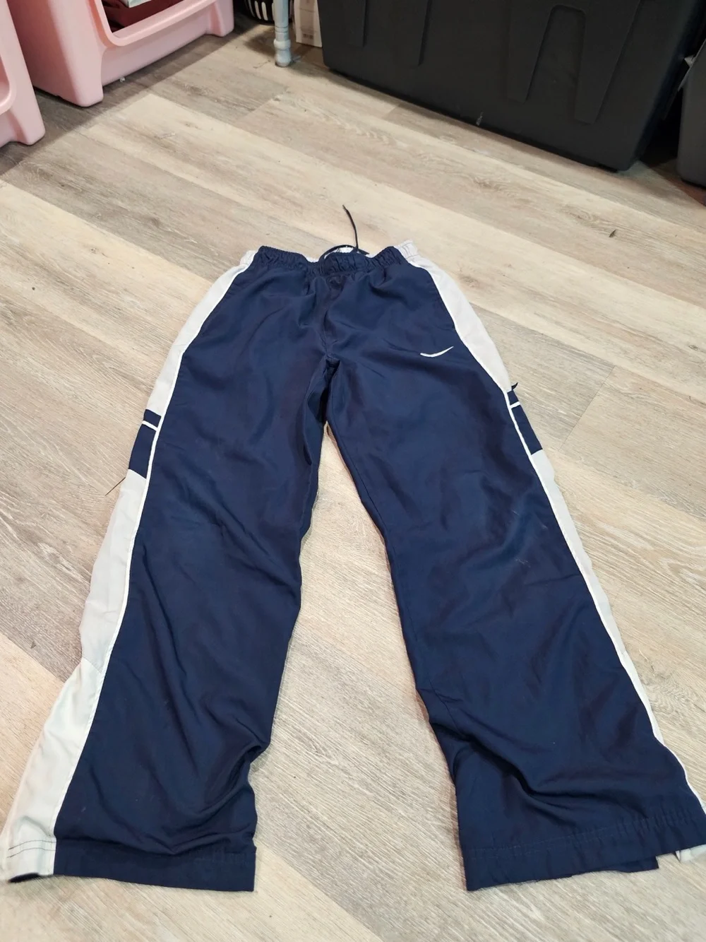 Navy and White VTG Nike Kids Athletic Track Pants 90s y2k